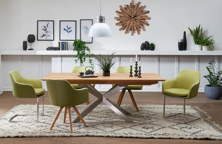Passende Stühle für das Esszimmer? COMNATA informiert!